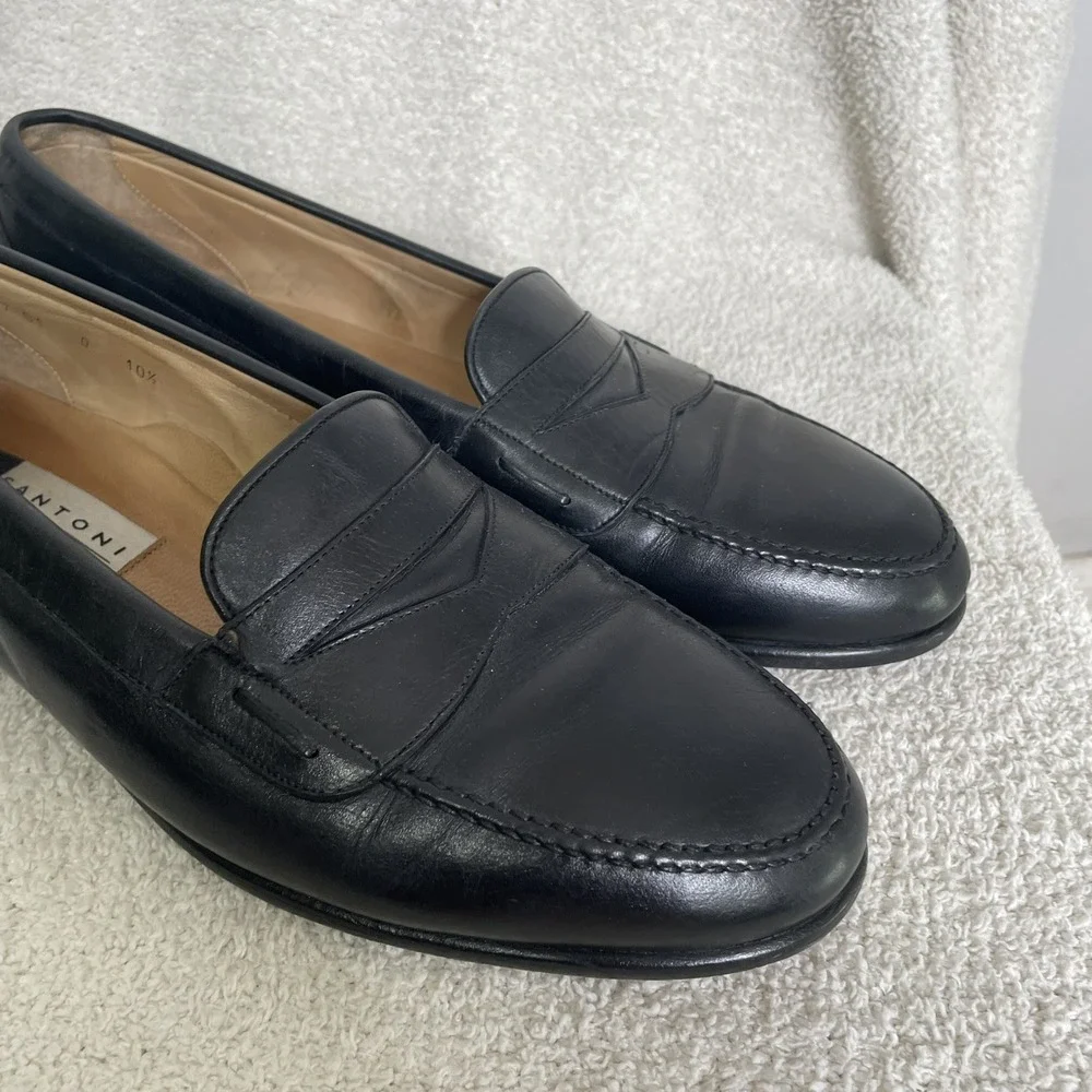 $750 Santoni Solid‎ Black Penny Loafers Leather Shoes Men's Size 10.5 FLAWED